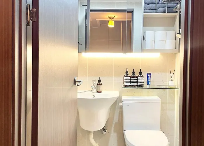 Station, Airport Railroad 3 Mins Walk , Ktx, 4-8 People, Hongdae, Ddp 別墅 *