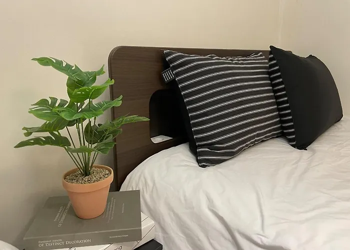 Station, Airport Railroad 3 Mins Walk , Ktx, 4-8 People, Hongdae, Ddp