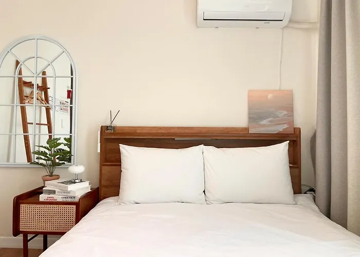 Station, Airport Railroad 3 Mins Walk , Ktx, 4-8 People, Hongdae, Ddp 別墅